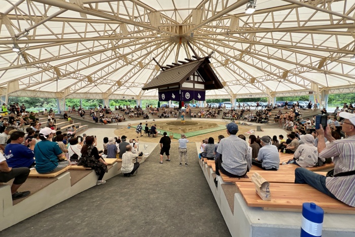 会場の木曽町相撲場